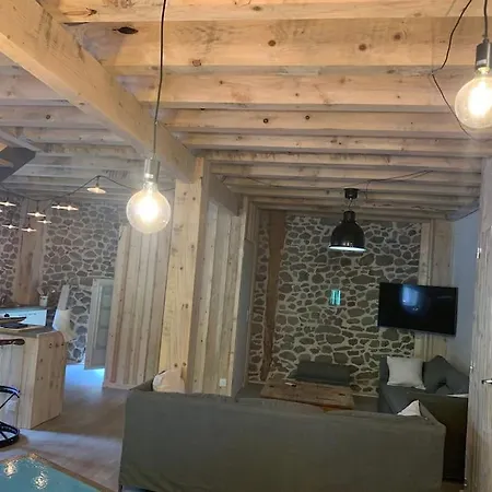 La Grange De La Gratade Casa de Férias Rochefort-Montagne