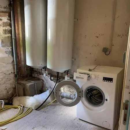 La Grange De La Gratade * Rochefort-Montagne