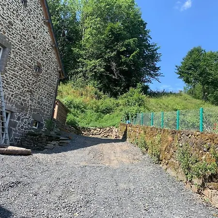 La Grange De La Gratade Rochefort-Montagne